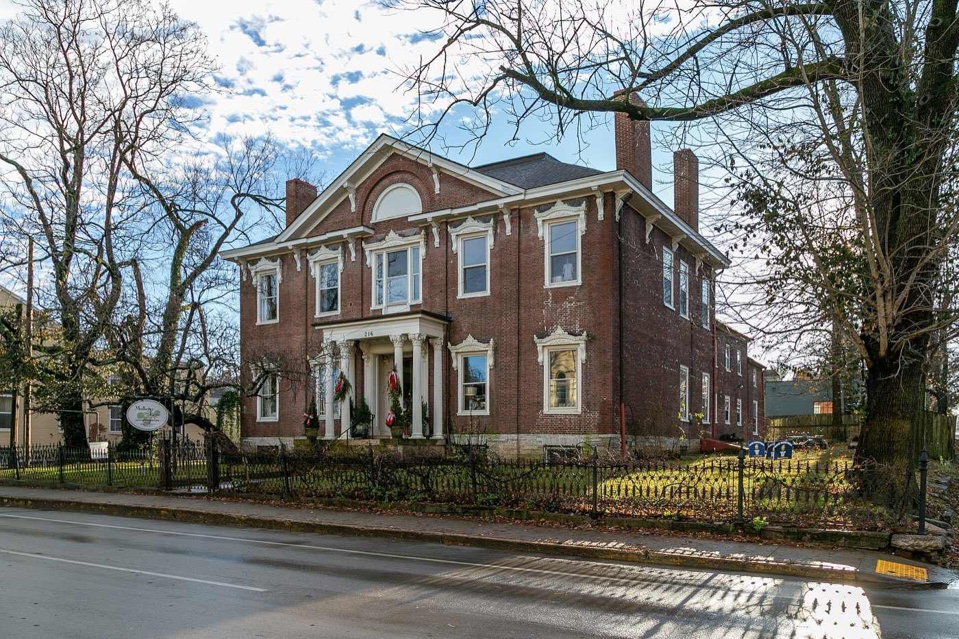 Kentucky — homes and neighborhoods