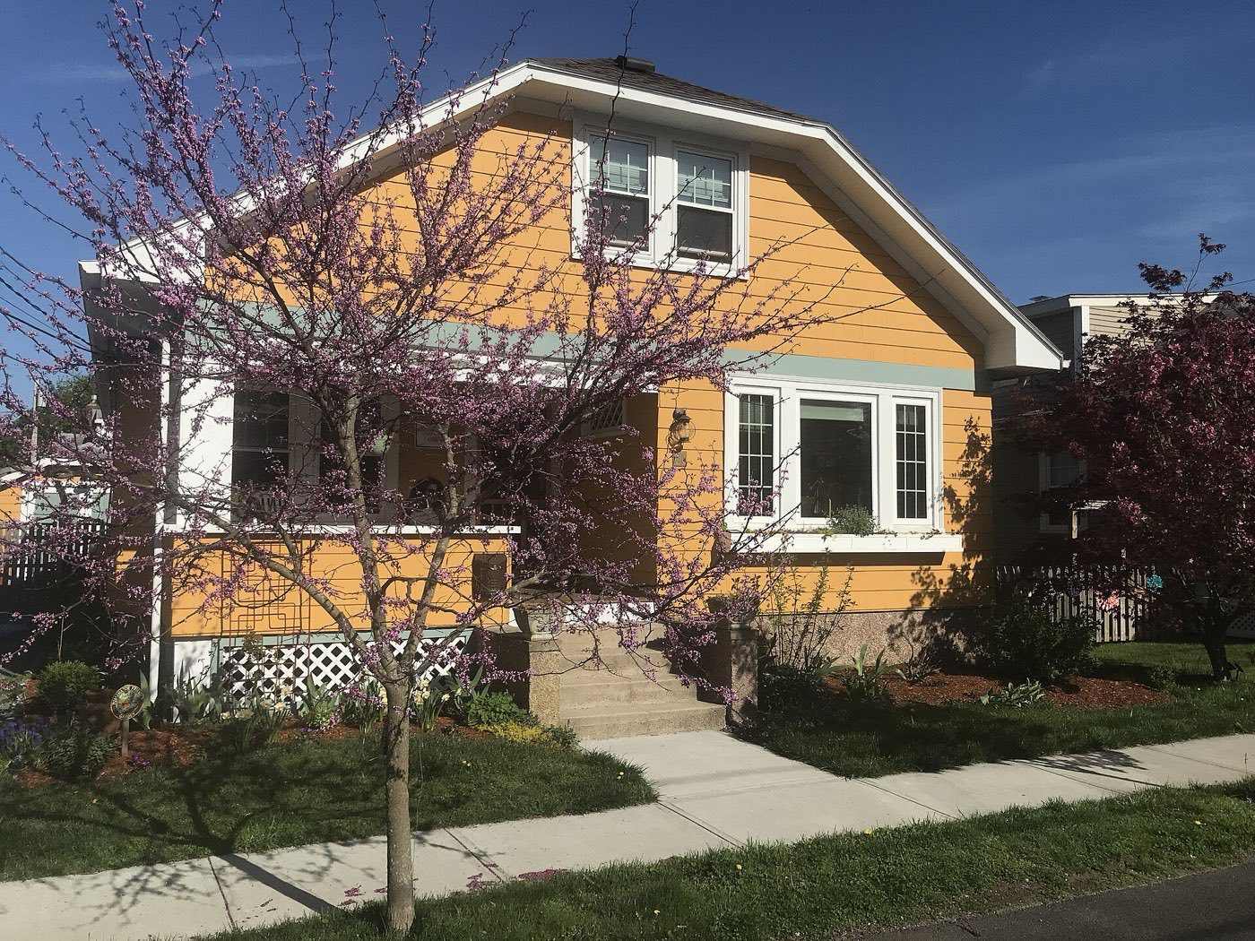 Rhode Island — homes and neighborhoods